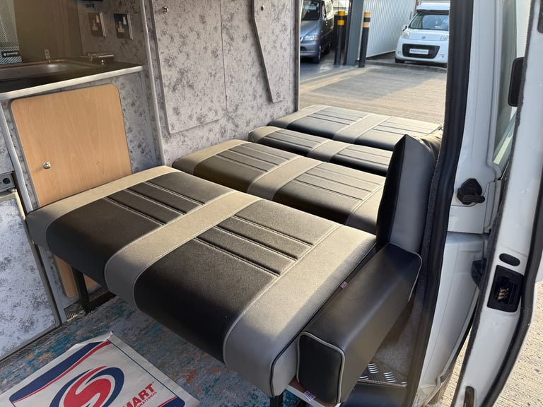VW Transporter T5 T30 130 2.5TDi Camper Van 2 Berth