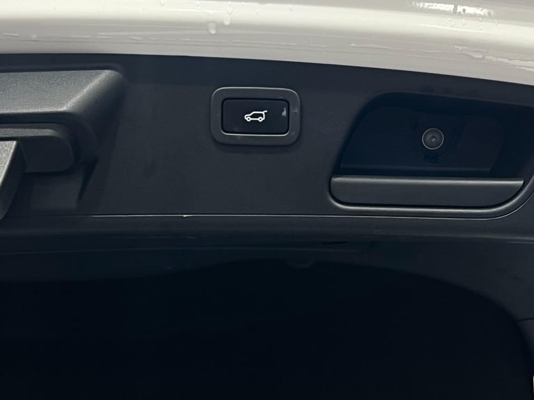  Jaguar E-Pace 2.0 D150 R-Dynamic S Euro 6 (s/s) 5dr Diesel Manual