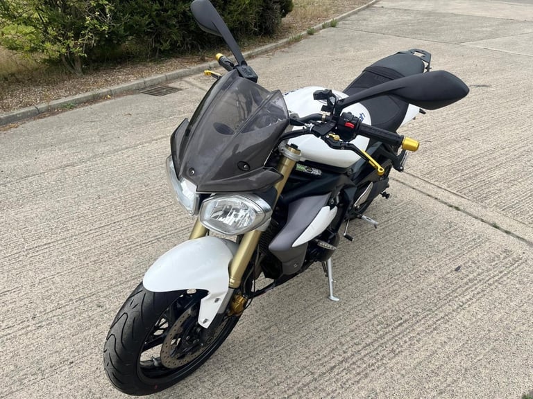 2013 13 TRIUMPH STREET TRIPLE 675 ABS WHITE CLEAN 17k MILES NAKED