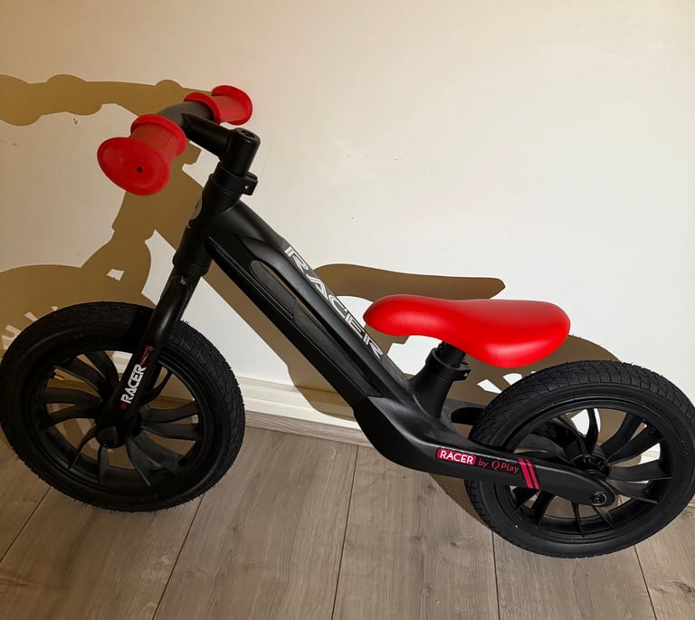 Qplay Balance Racer bike for toddlers 
