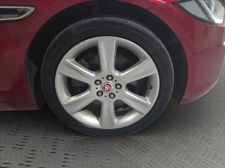 2017 Jaguar XE 2.0i Portfolio Auto Euro 6 (s/s) 4dr SALOON Petrol Automatic