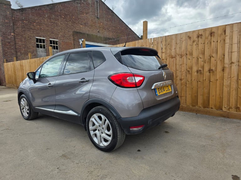 Renault, CAPTUR, Hatchback, 2014, Manual, 1461 (cc), 5 doors