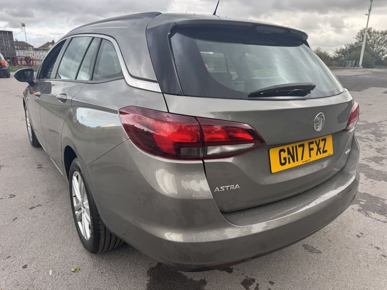 2017 Vauxhall Astra 1.0i Turbo ecoFLEX Design Sports Tourer 5dr Petrol Manual Euro 6 (s/s) (105 E...