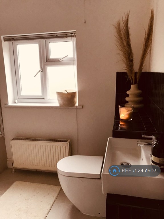 3 bedroom house in Capstone Road, Kent, ME5 (3 bed) (#2451602)