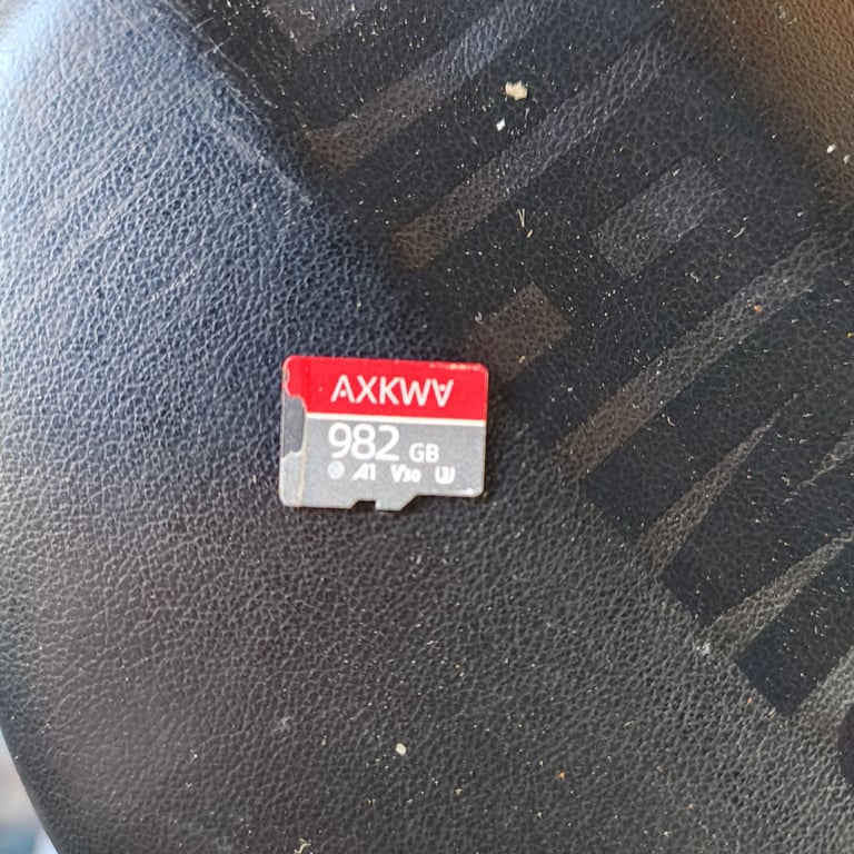 image for Micro sd 1tb
