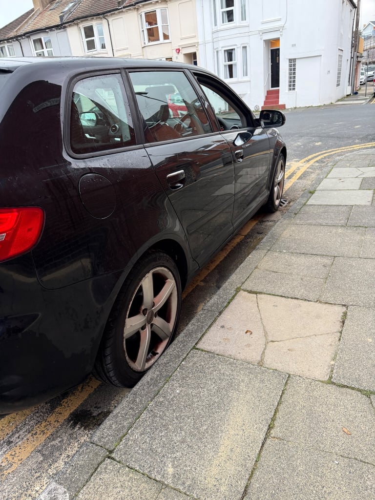 Audi, A3, Hatchback, 2010, Manual, 1595 (cc), 5 doors