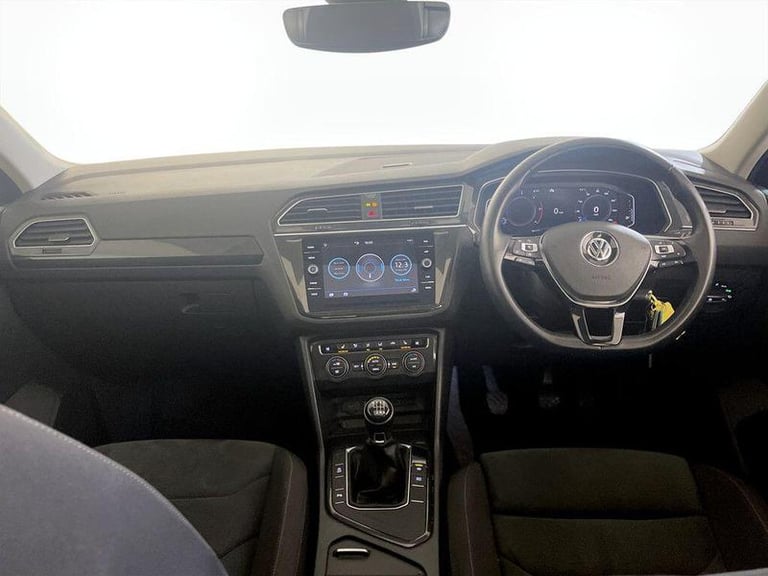 2020 Volkswagen Tiguan 2.0 TDi 150 4Motion SEL 5dr ESTATE DIESEL Manual
