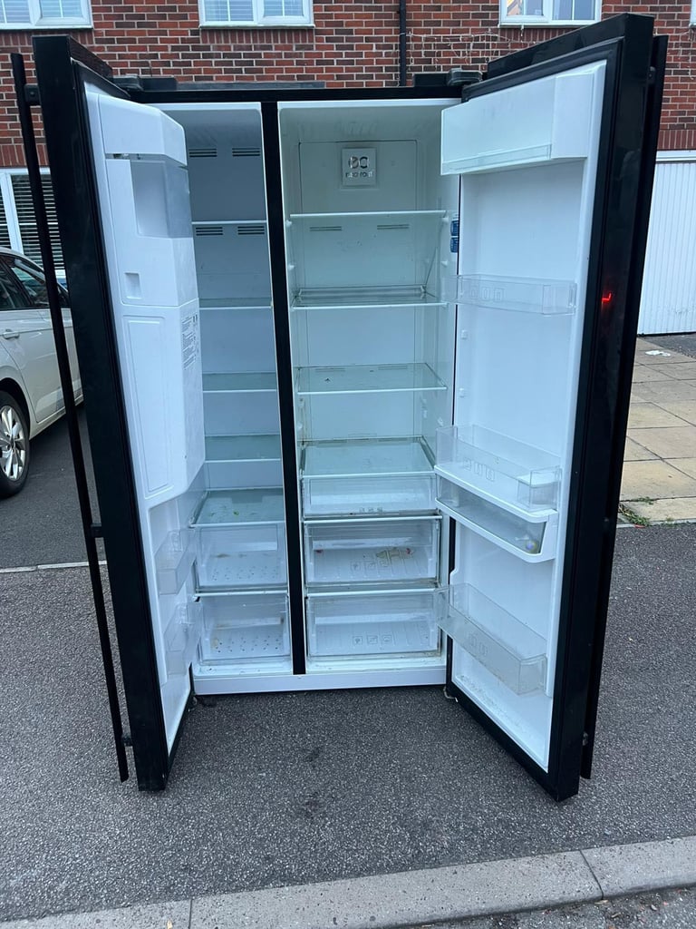 American size fridge freezer for £250(we can deliver)