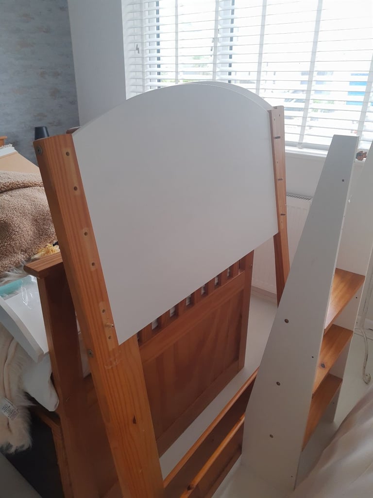 image for Free mid sleeper single bed