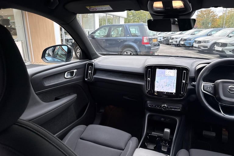 2022 Volvo XC40 Recharge 69kWh Plus SUV 5dr Electric Auto (231 ps) ESTATE Electric Automatic