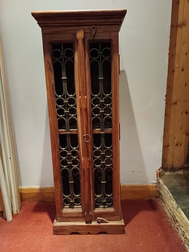 image for Thacker CD case vintage/cottage looking