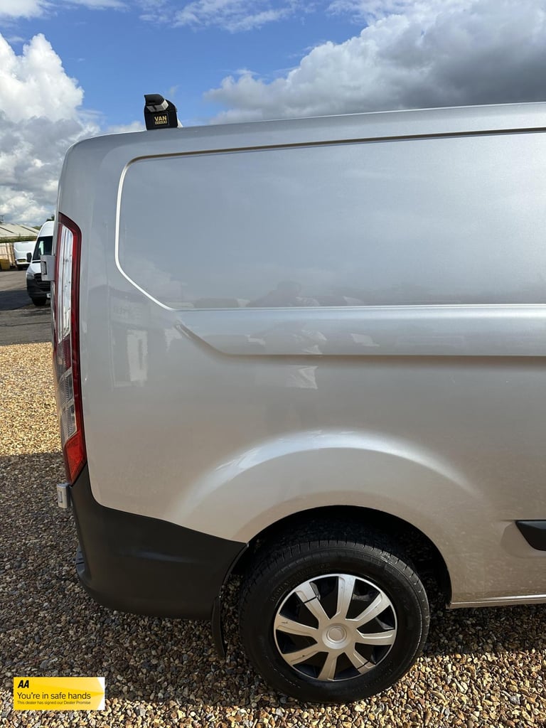 2016 Ford Transit Custom 2.0 TDCi 130ps Low Roof Trend Van PANEL VAN DIESEL Manual
