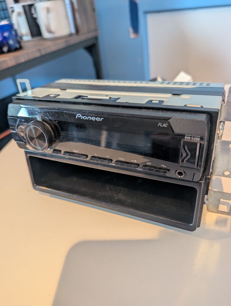 Pioneer MVH - S120UI Single DIN Car Stereo