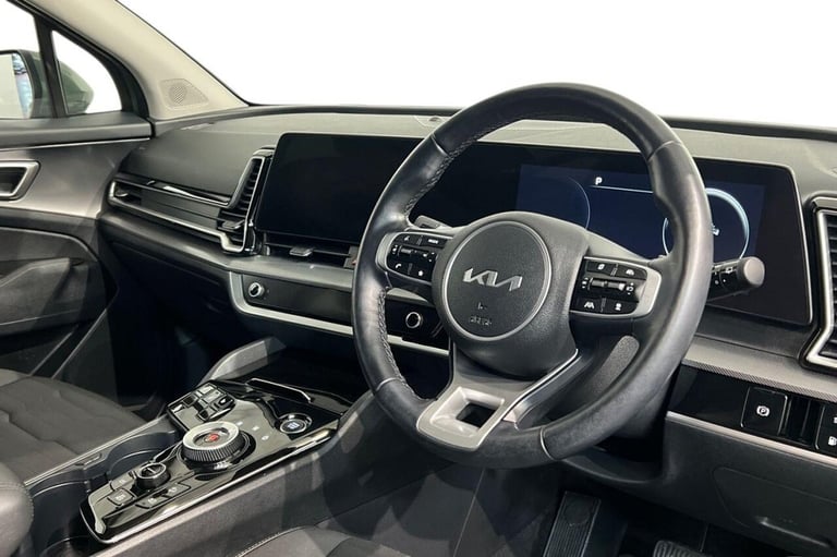 2023 73 KIA SPORTAGE 1.6 T-GDI 13.8KWH 3 SUV 5DR PETROL PLUG-IN HYBRID AUTO AWD 