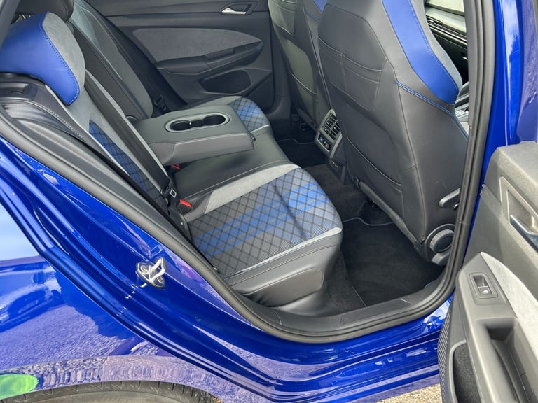 2021 VOLKSWAGEN GOLF MK8 2.0 TSI 320 R 4Motion 5dr DSG