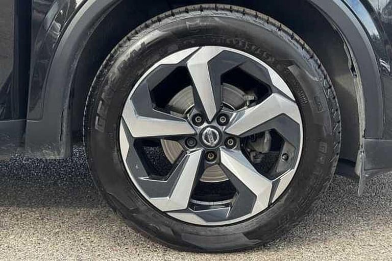 2022 Nissan Qashqai 1.3 DiG-T MH N-Connecta 5dr HATCHBACK Petrol/Electric Hybrid Manual