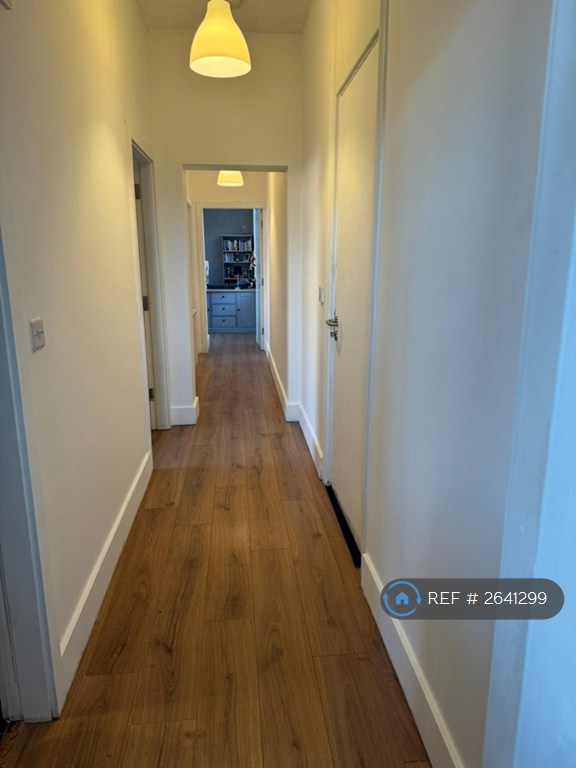 3 bedroom flat in New Hall, Liverpool, L10 (3 bed) (#2641299)