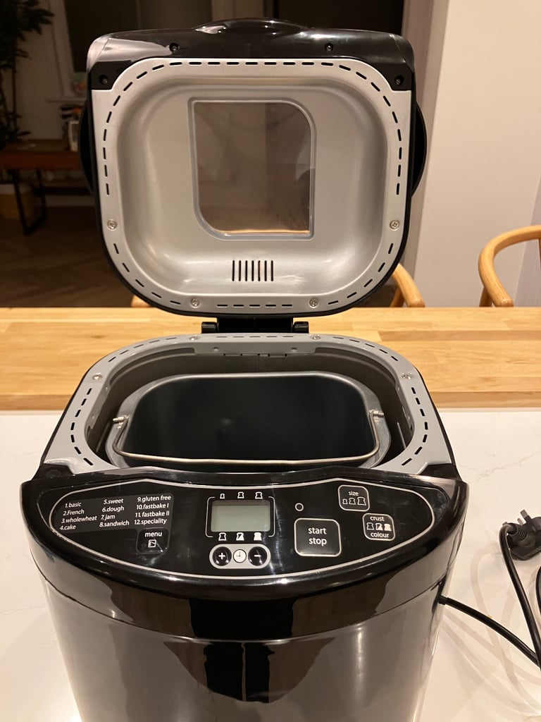 Bread maker Russell Hobbs 