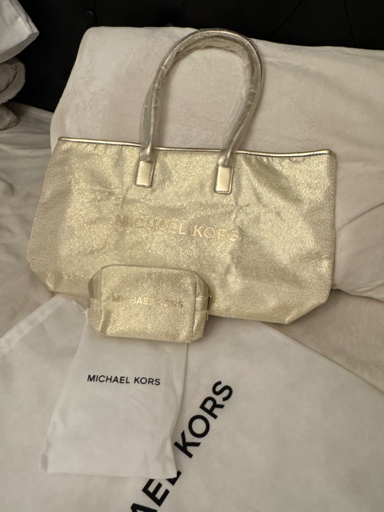 image for Michael kors bag set new