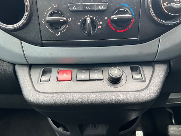 ***CITROEN BERLINGO 1.6 HDI 90 AUTOMATIC!!***LOW MILEAGE 125K!***RARE AUTOMATIC!***SWAP PX***