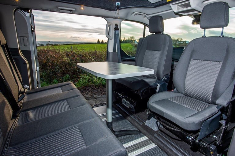 Ford Transit Custom FLEX model Camper/MPV with elevating roof