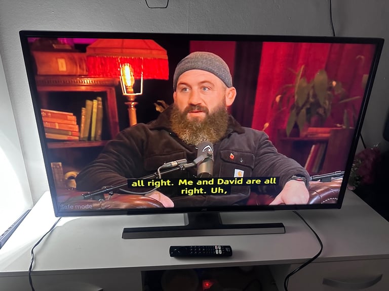 Free delivery 40”JVC 4K SMART FIRE TV UHDTV 