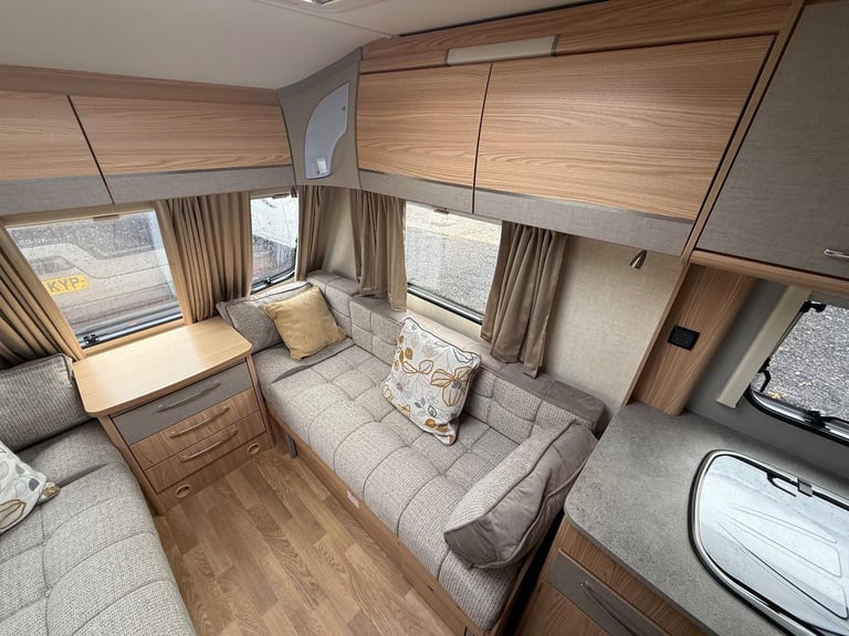 Coachman Amara 450/2 2013