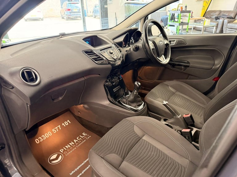 2014 Ford Fiesta 1.0T EcoBoost Zetec Euro 5 (s/s) 5dr HATCHBACK Petrol Manual