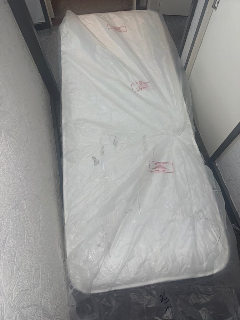 Extreme Comfort “SMALL SINGLE” White Foam Free Pinna Coil Inner Spring Mattress