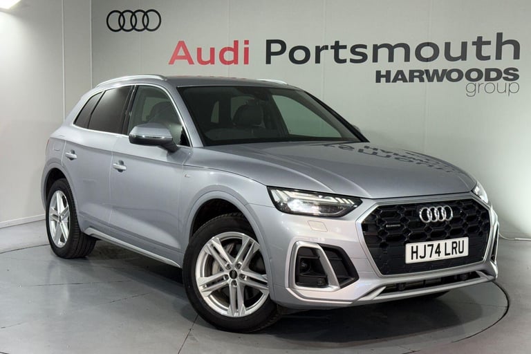 image for 2024 Audi Q5 2.0 TFSIe 50 S line SUV 5dr Petrol Plug-in Hybrid S Tronic quattro Euro 6 ( ESTATE P...