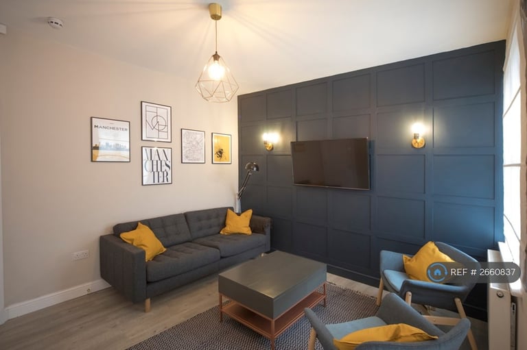 image for 7 bedroom house in Deramore Street, Manchester, M14 (7 bed) (#2660837)