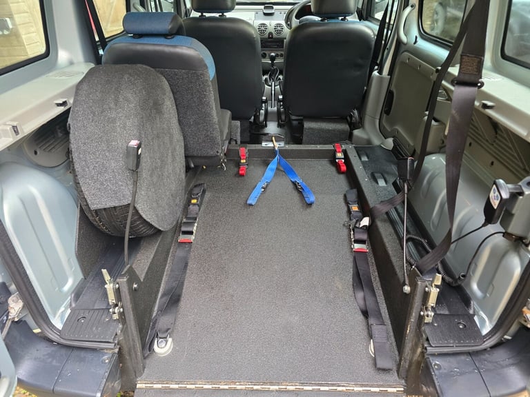 2008 Renault Kangoo Wheelchair Accessible Vehicle + 3 Seater + Electric Remote Winch  Wheelchair ...