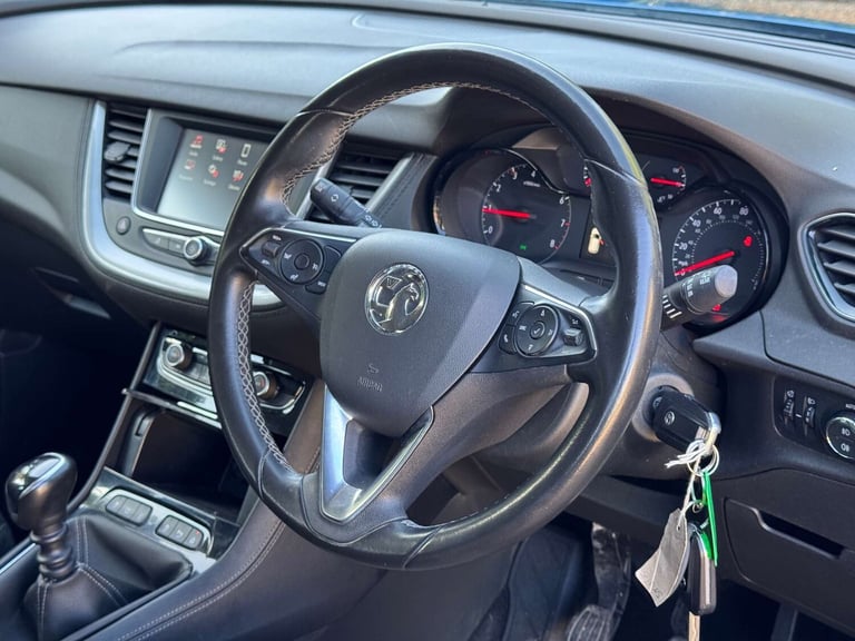 2018 Vauxhall Grandland X 1.2 Turbo SE 5dr HATCHBACK PETROL Manual