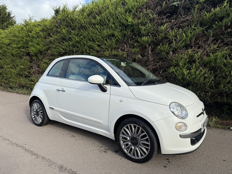  Fiat 500 Lounge Hatchback Petrol Manual