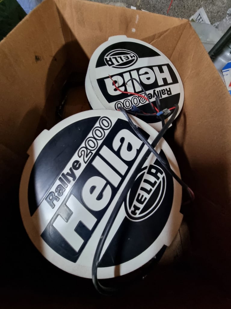 Hella Rallye 2000 Spotlight with covers. Sports
