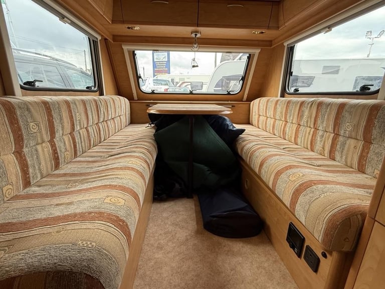 2009 TRIGANO Silver Edition 310 Pop Top Motor mover awning lightweight