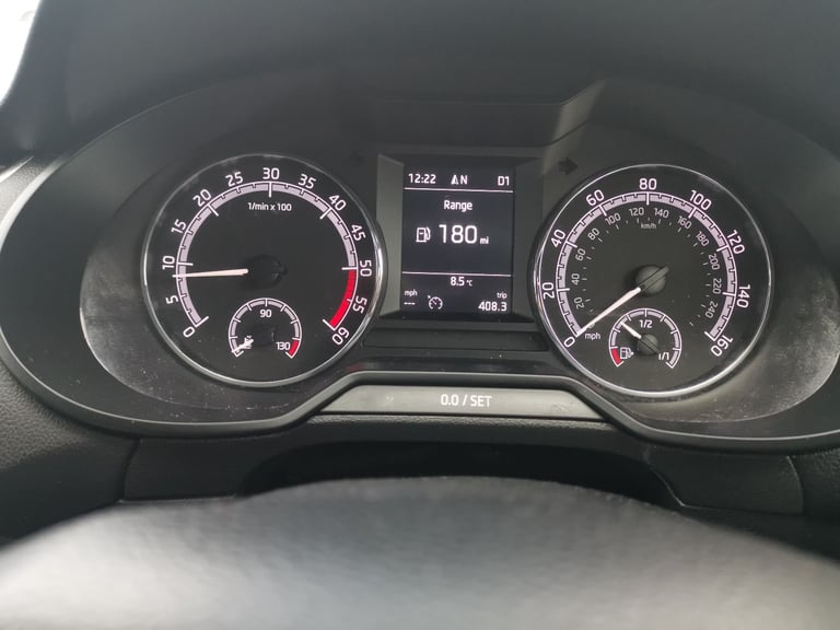 Skoda, OCTAVIA, Estate, 2017, Semi-Auto, 1598 (cc), 5 doors