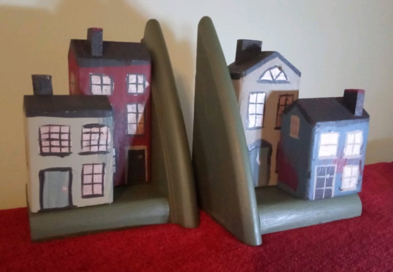Folk art book ends