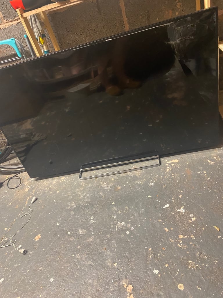 image for 50 inch LCD TV - broken screen