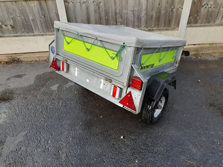 Trailer Camping Erde 102  With Cover And Led Lights