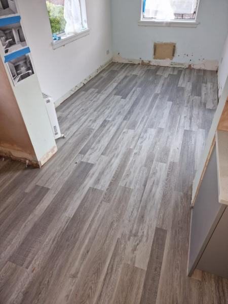 image for Amtico urban salvaged timber jumbo plank 4 boxes