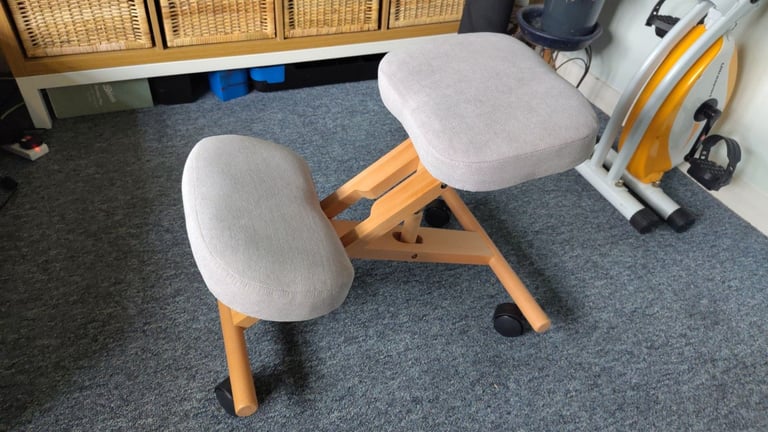 Office Kneeling Chair - Adjustable height