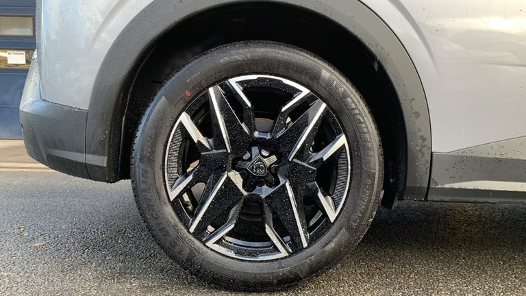 2024 Peugeot 3008 1.2 HYBRID GT SUV 5dr Petrol Hybrid e-DSC6 Euro 6 (s/s) (136 ps) SUV Hybrid Aut...