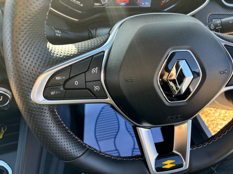 2020 Renault Clio 1.0 TCe RS Line Hatchback 5dr Petrol Manual Euro 6 (s/s) (100