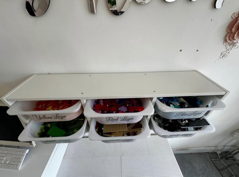Lego table with storage comes with genuine Lego 
