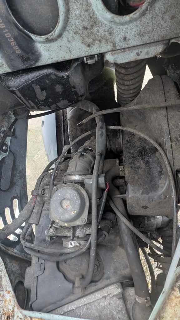 Piaggio, VESPA, 2003, 125 (18,596 miles) datatag , emissions test done (cc) helmet, D lock , cover 