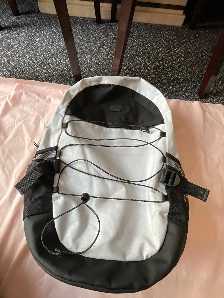 Second Hand Luggage Travel Equipment for Sale in Leicestershire