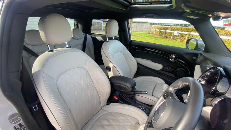 2024 MINI Hatch 1.5 Cooper Exclusive 3dr Auto Hatchback PETROL Automatic