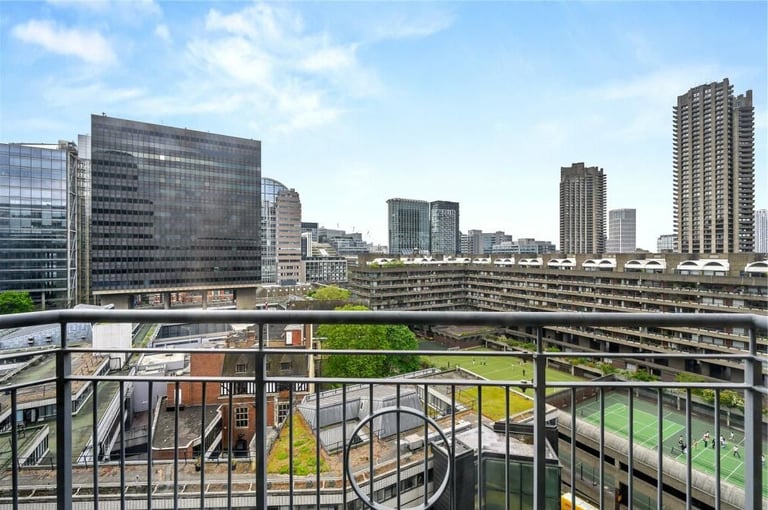 🐟 Aldgate East Double Room – Fully Furnished – All Bills Included £770 PCM! 🐟