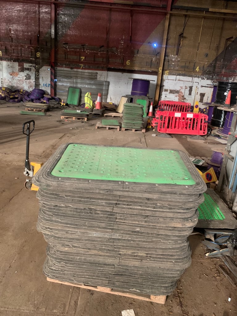 Pedestrian boards and Barriers